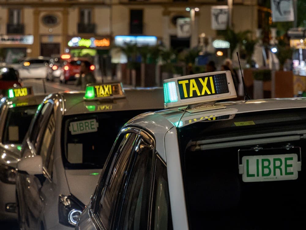 Somos tu mejor opción de transporte en Poio